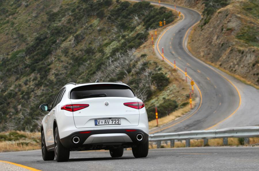  Alfa Romeo Stelvio (949) 2018 года  (AU) (фото 16 из 40)